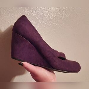 Stunning Plum Wedge Shoes